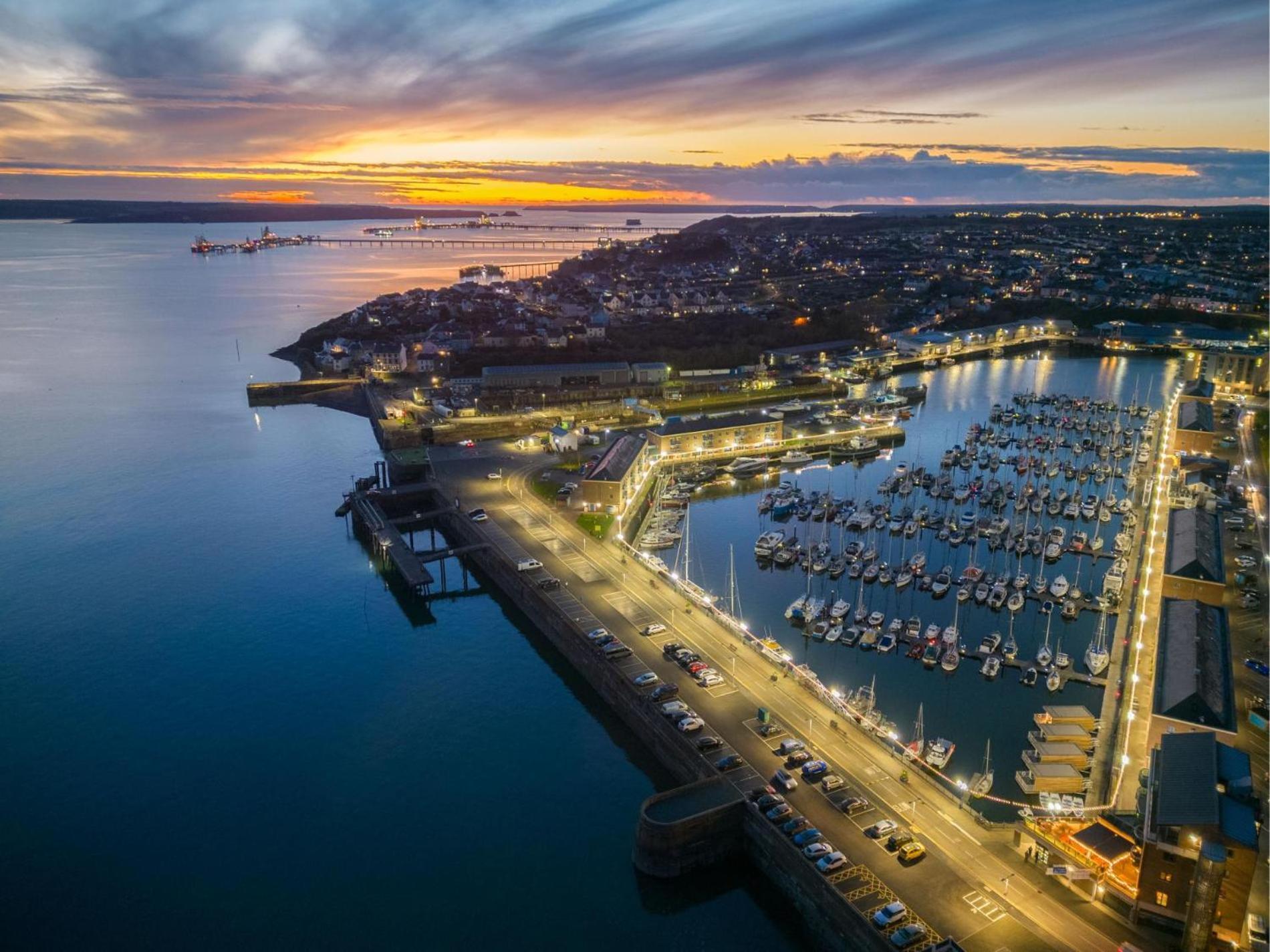 Haven View - 2 Bedroom Apartment - Milford Haven Exterior foto